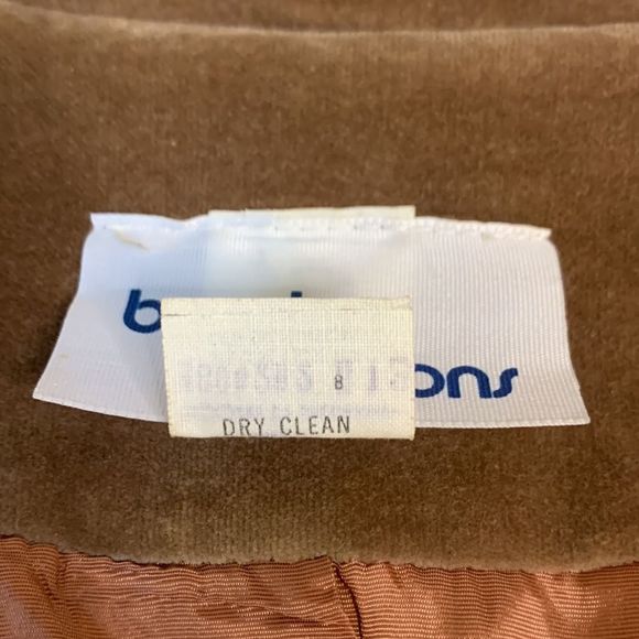 Vintage mid 70s velvet blazer in tan/ brown size 8 Brooks additions. - Picture 7 of 12